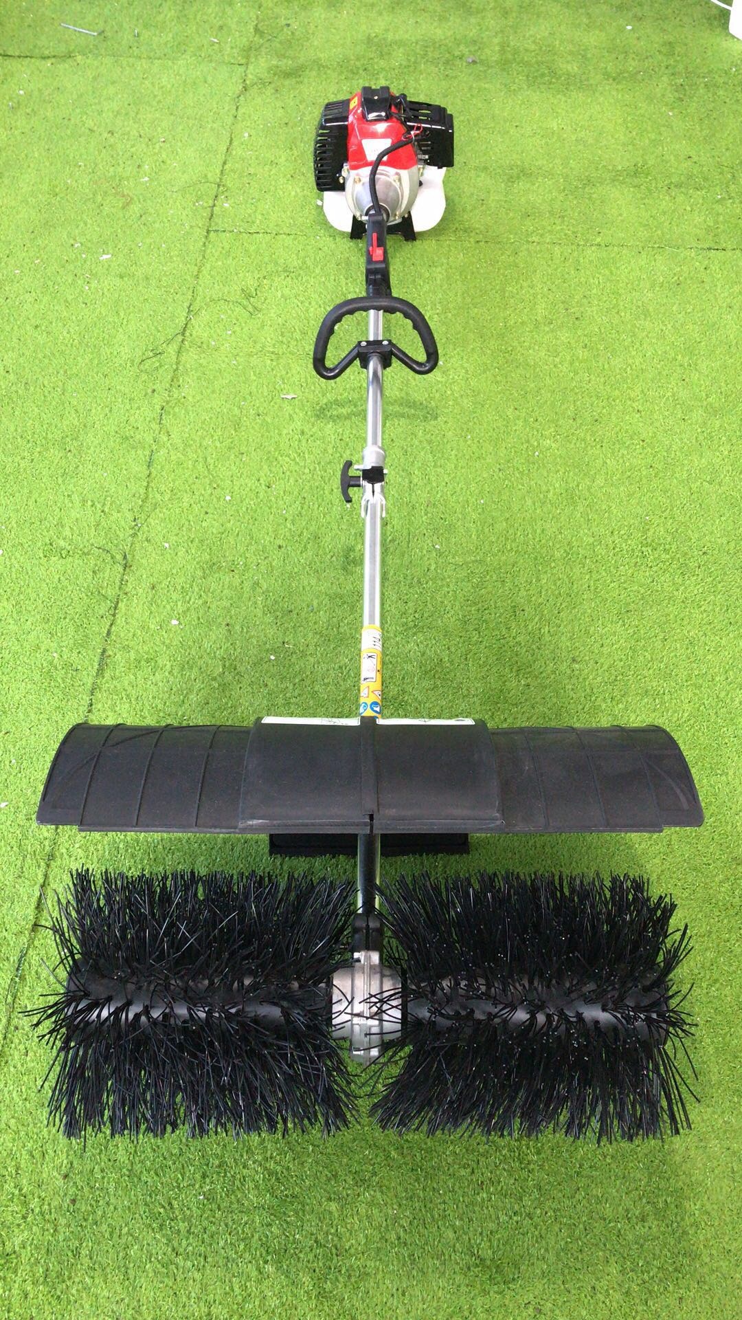 Gaso line Powered Sweeper 52CC - Outdoor Power Broom recensione e prezzo