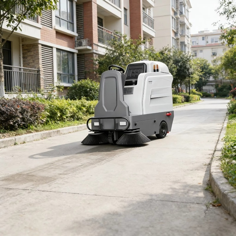 Outdoor Electric Ride-On Stree - Outdoor Power Broom recensione e prezzo